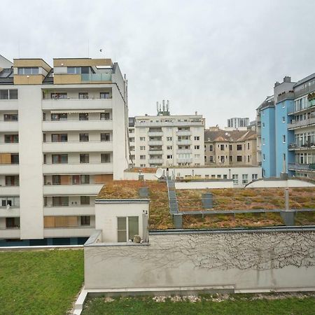 Apartamento Spacious With Balcony Viena Exterior foto